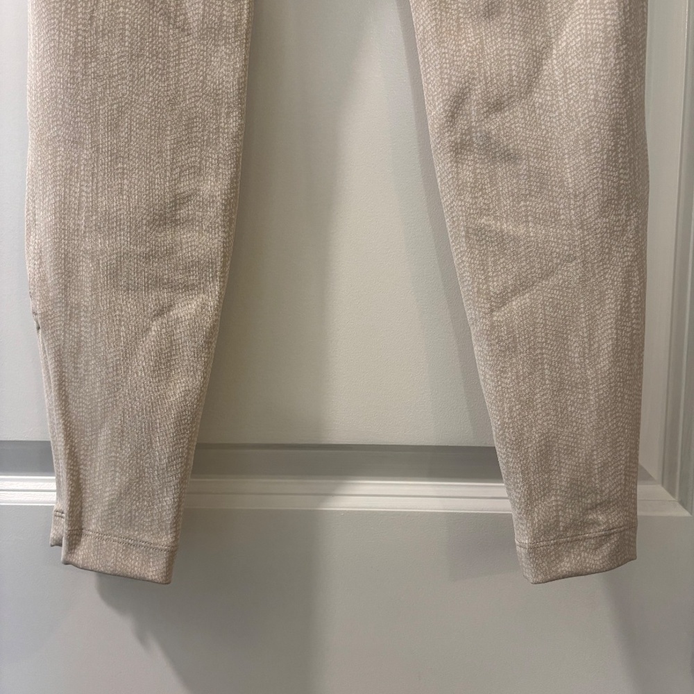 Athleta Delancey Herringbone Tight in Bluff Grey - Picture 8 of 11